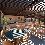 Oasis Windsurfing Hotel Prasonisi